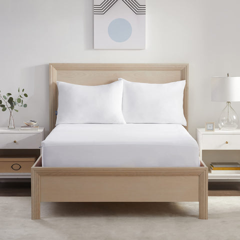 Serta front view of Power Chill protector showing smooth cooling surface and protection