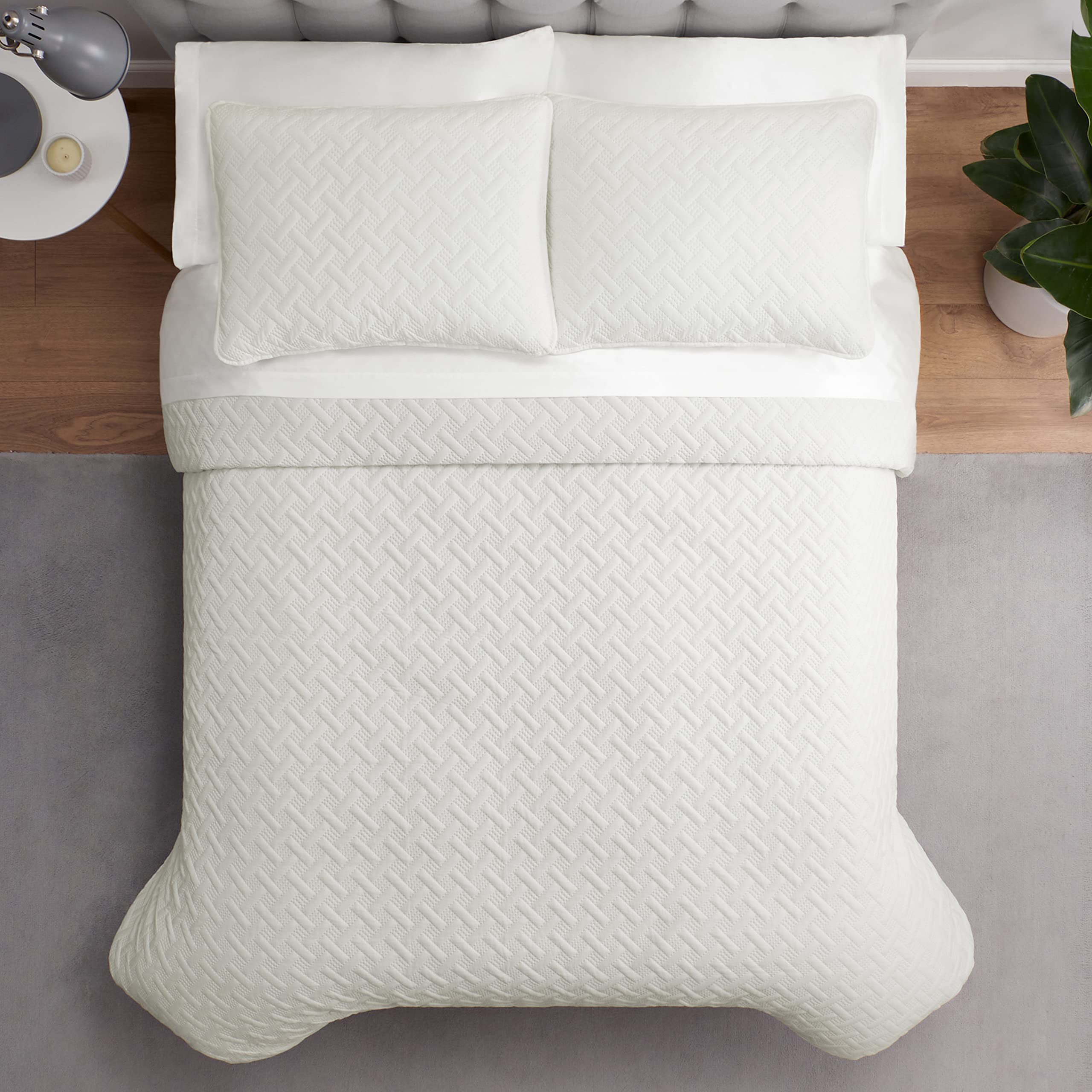 Serta quilt folded to show size and compact storage convenience