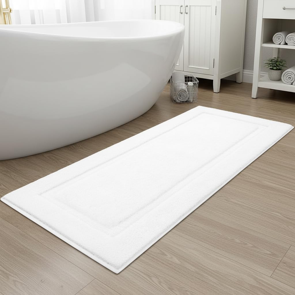 SHACOS front view of white long runner showing clean modern look and comfort