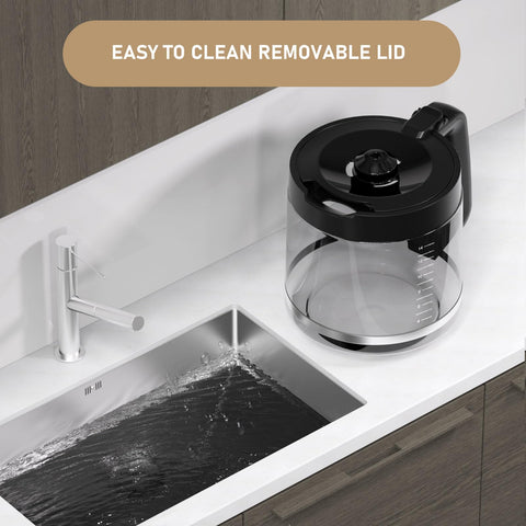 Shonshon carafe in a kitchen setting conveying convenience for gatherings
