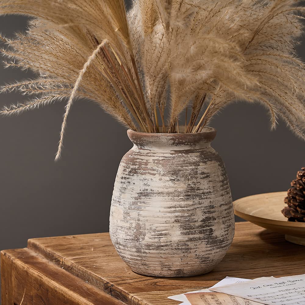 SIDUCAL close-up of distressed texture highlighting handcrafted clay detail and visual warmth