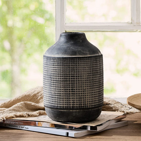 SIDUCAL side profile showing vase silhouette for space planning