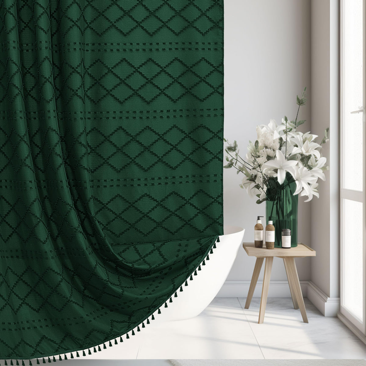 Siiluminisoy dark green curtain front view showing full size and color benefit