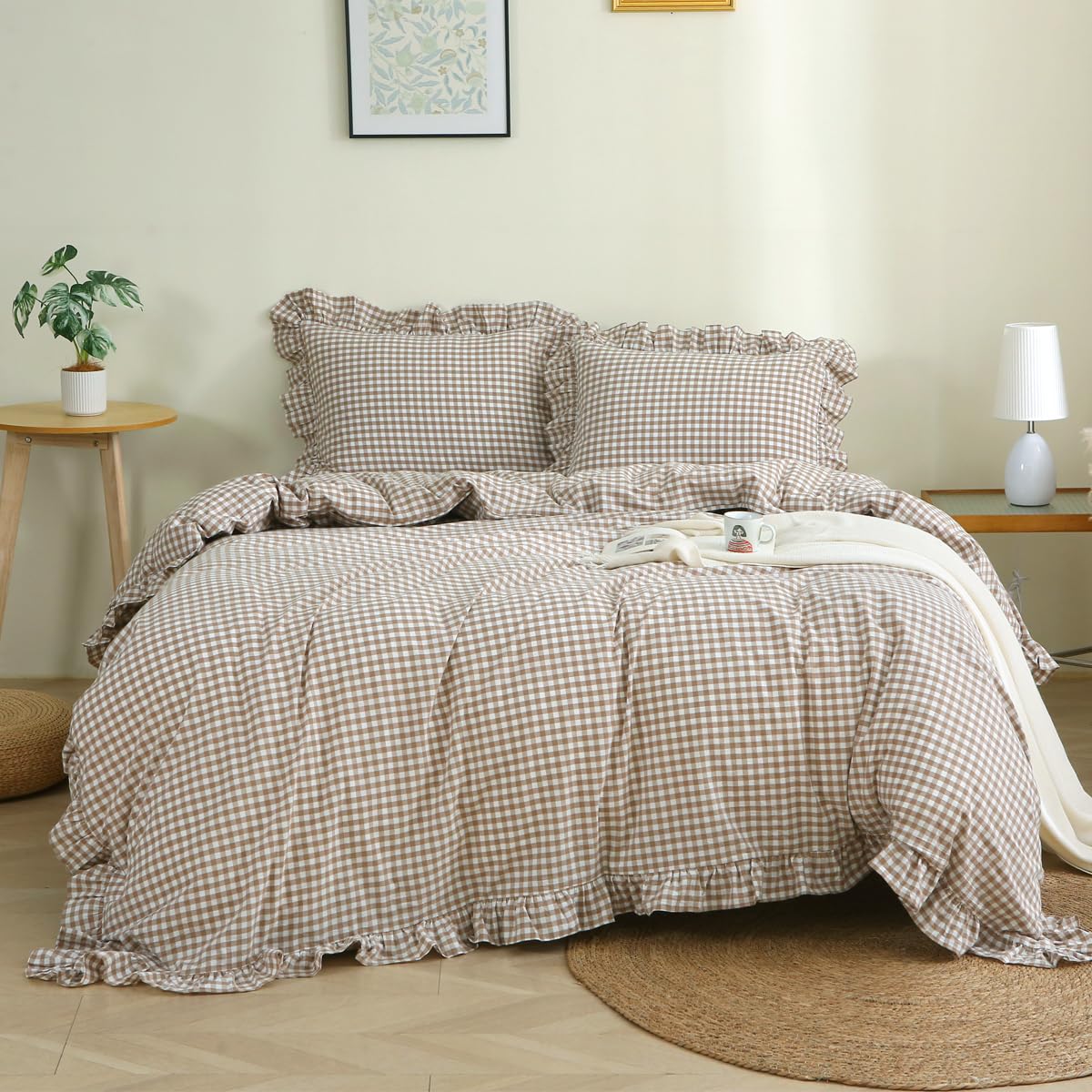 Silnuo taupe white plaid ruffle duvet cover front view showing pattern and fit