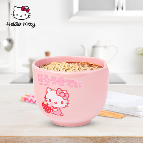 Silver Buffalo Hello Kitty side profile displaying bowl shape and capacity