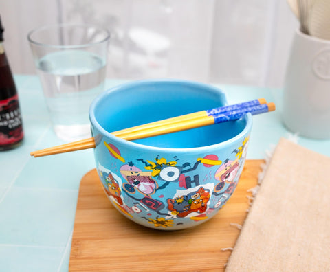 Silver Buffalo bowl next to a mug for scale demonstrating the 20-ounce capacity
