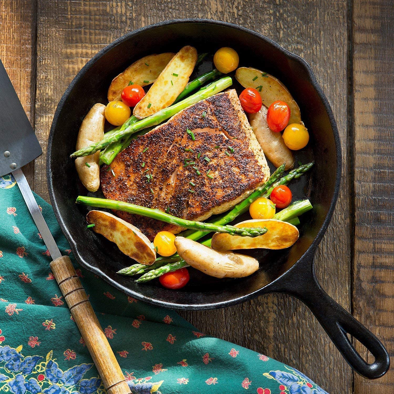 Simple Chef three pans side-by-side to show sizes 10, 8, and 6.25 inches for versatile cooking