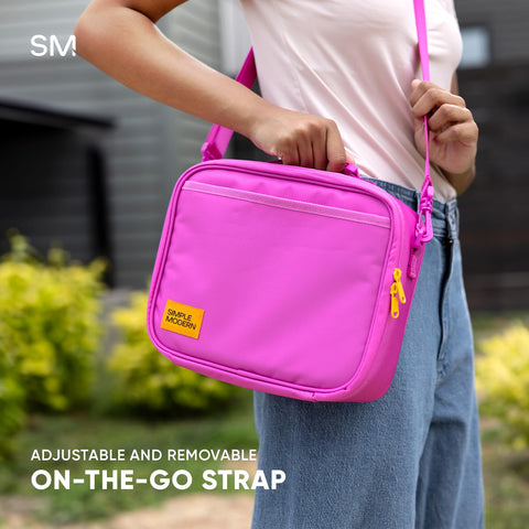 Simple Modern Hadley reinforced handle and smooth zipper for easy carry