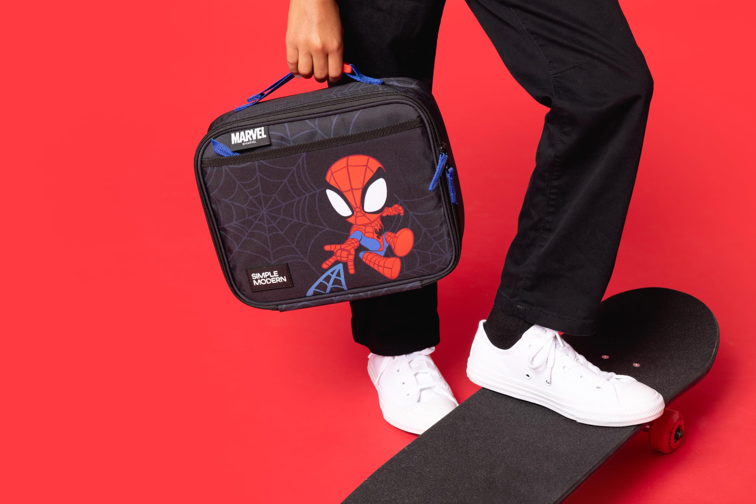 Simple Modern Spidey insulation closeup highlighting triple insulation benefit