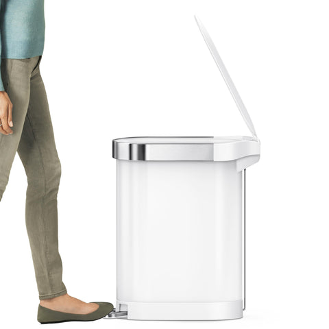 simplehuman open lid close-up highlighting quiet LidShox closure benefit