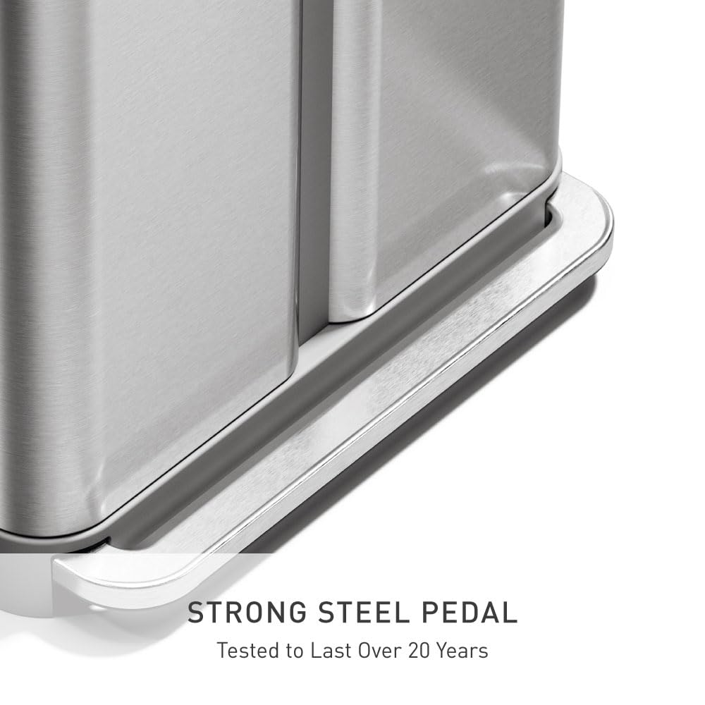 simplehuman brushed stainless finish close-up benefit: resists fingerprints and water spots
