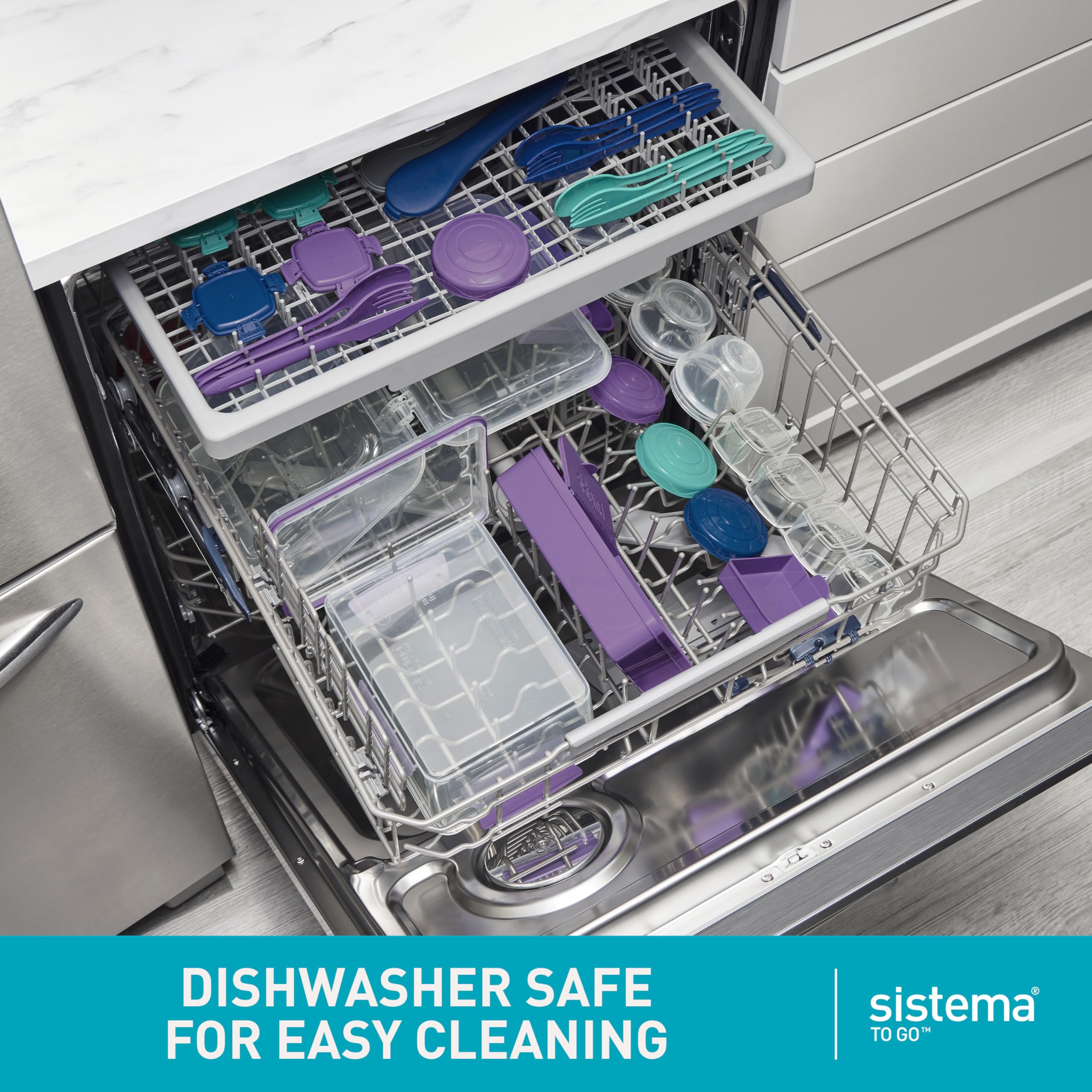 Sistema salad box next to a smartphone showing scale and easy lunchbag fit