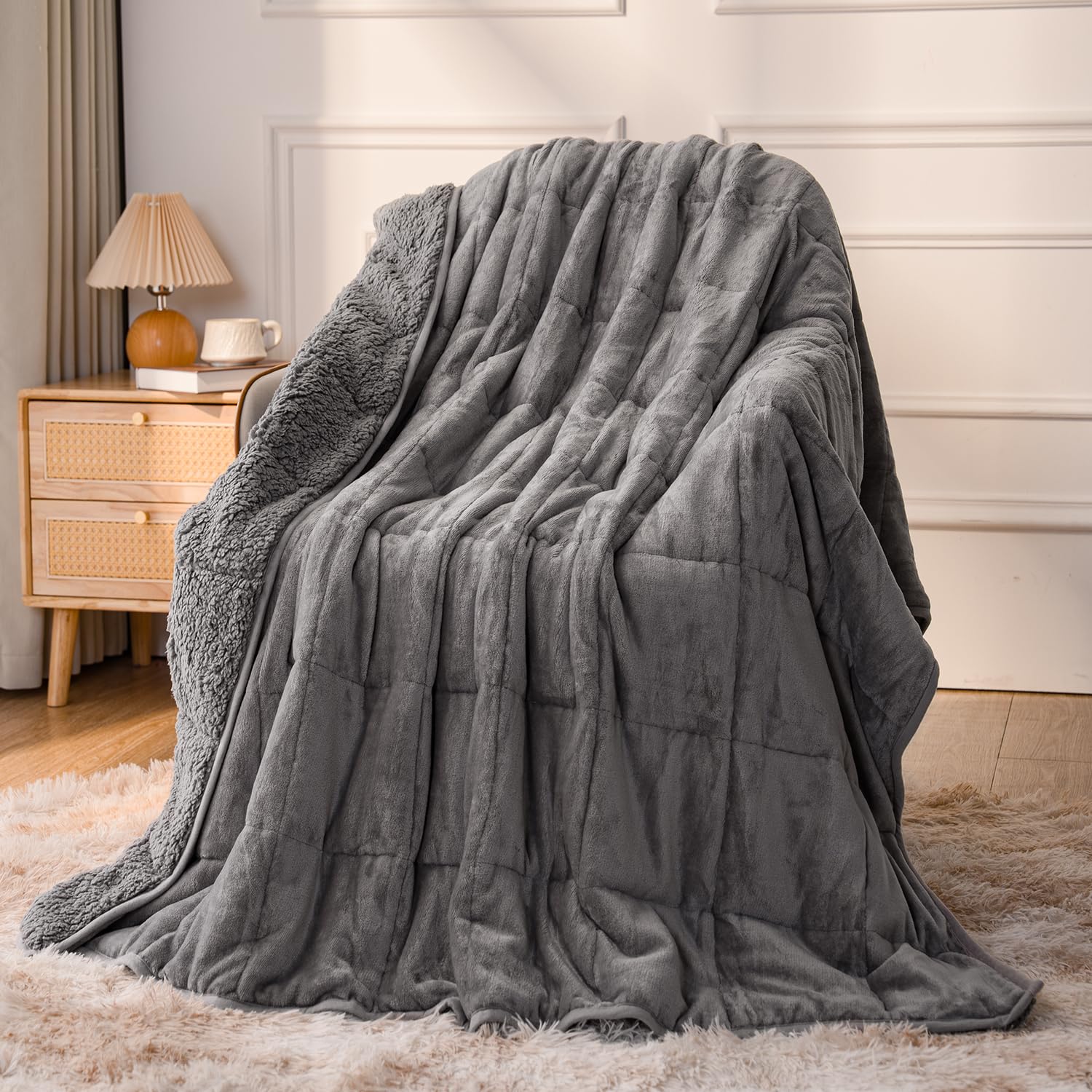 Sivio front view of queen weighted blanket showing full coverage and cozy look