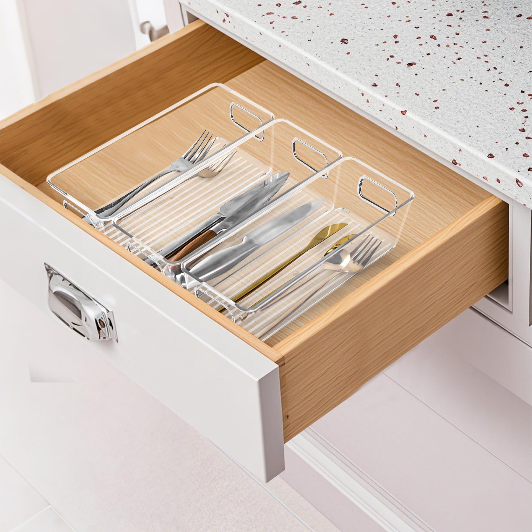 SKTKSE handle and smooth-edge detail for safe easy repositioning