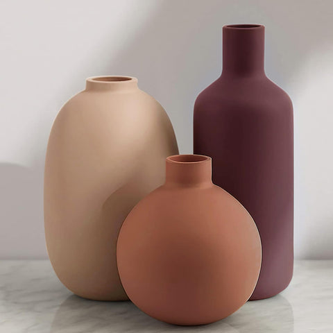 Smiletag front view of three vases showing coordinated set benefit