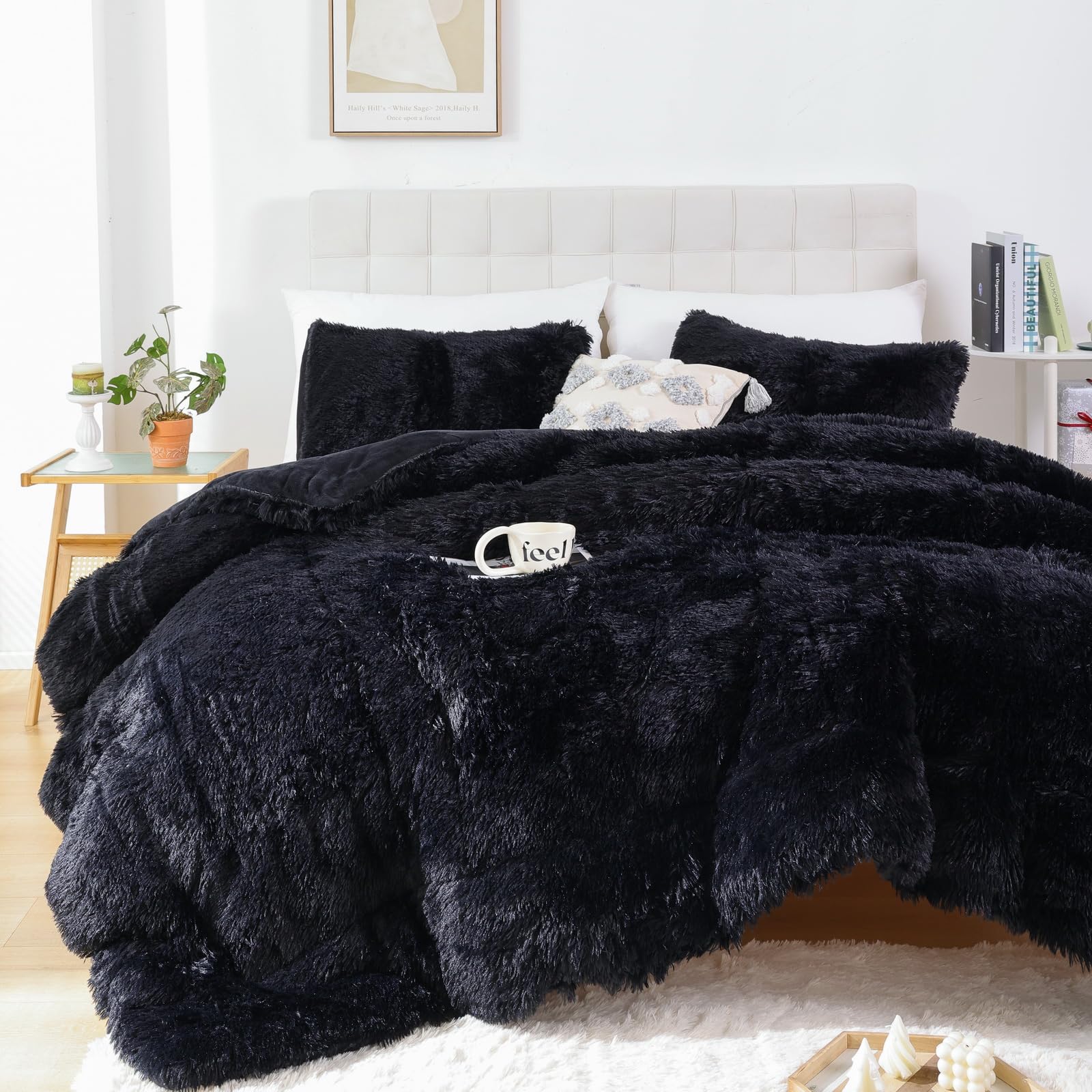 Smoofy close-up faux fur texture highlighting soft pile and tactile comfort