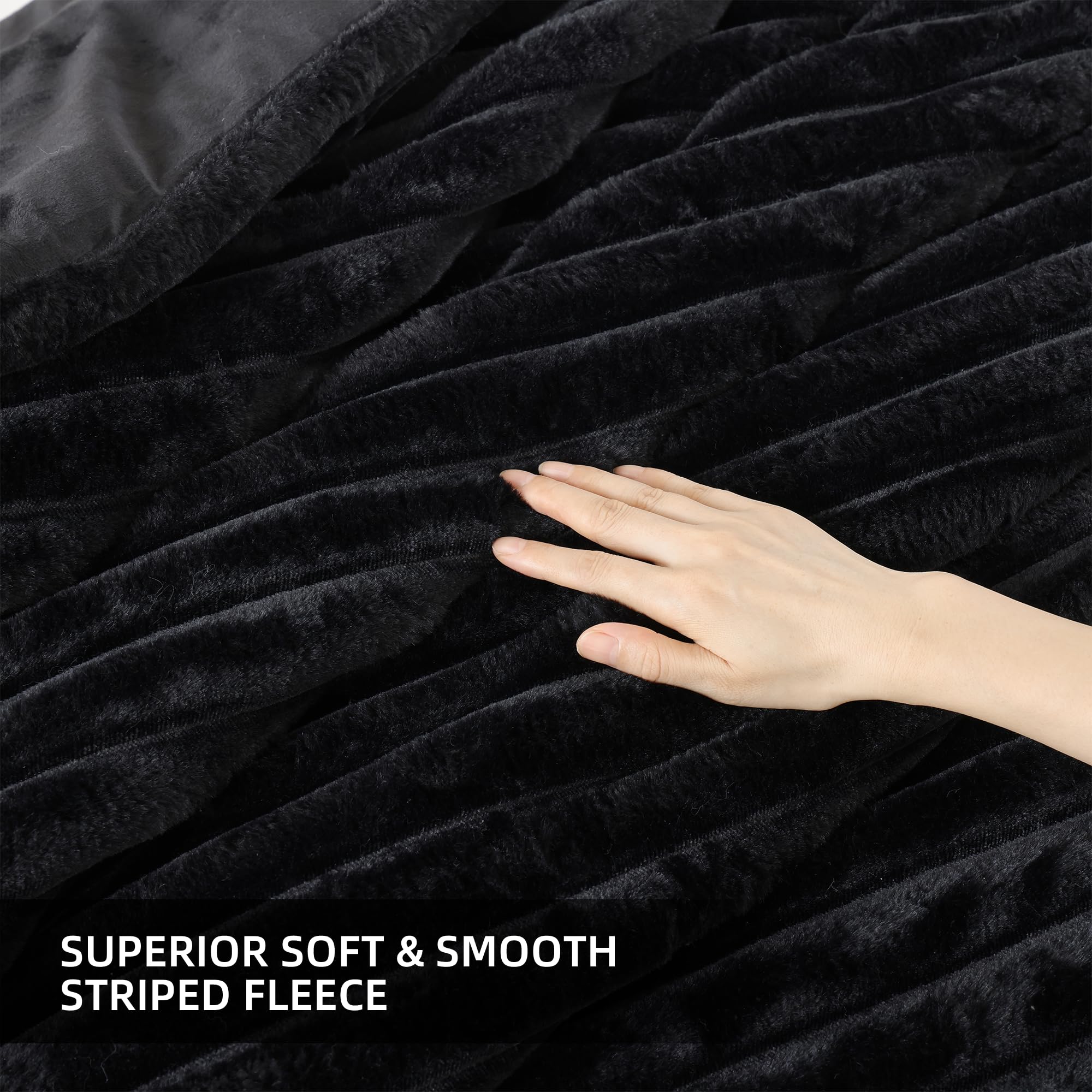 Smoofy pillowcases and label close-up showing set coordination and product details