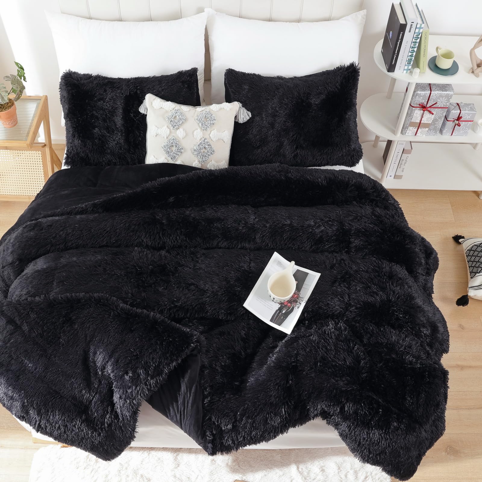Smoofy pillows and label detail showing tidy finish and durable stitching