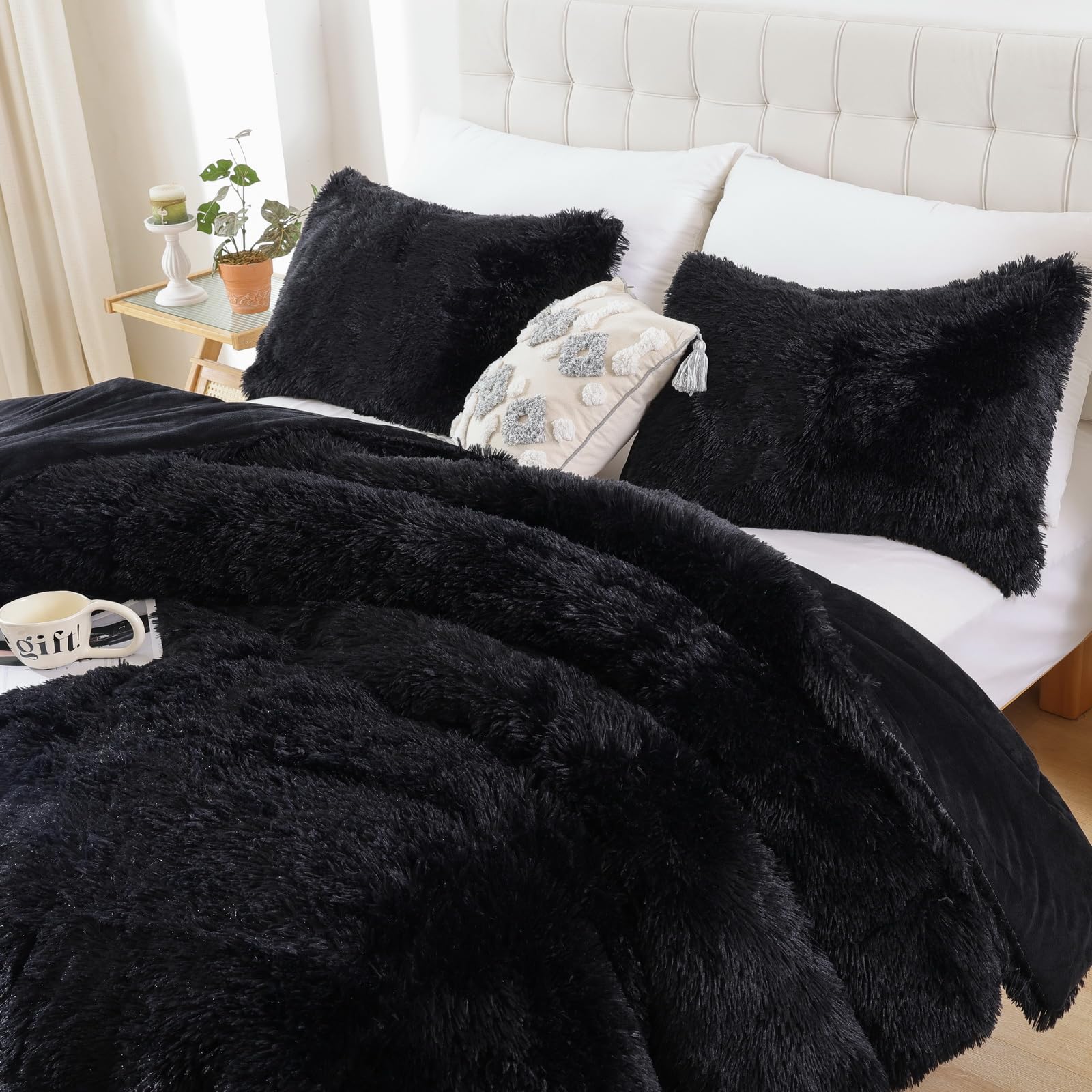 Smoofy reverse crystal velvet detail showing smooth surface and cooling feel