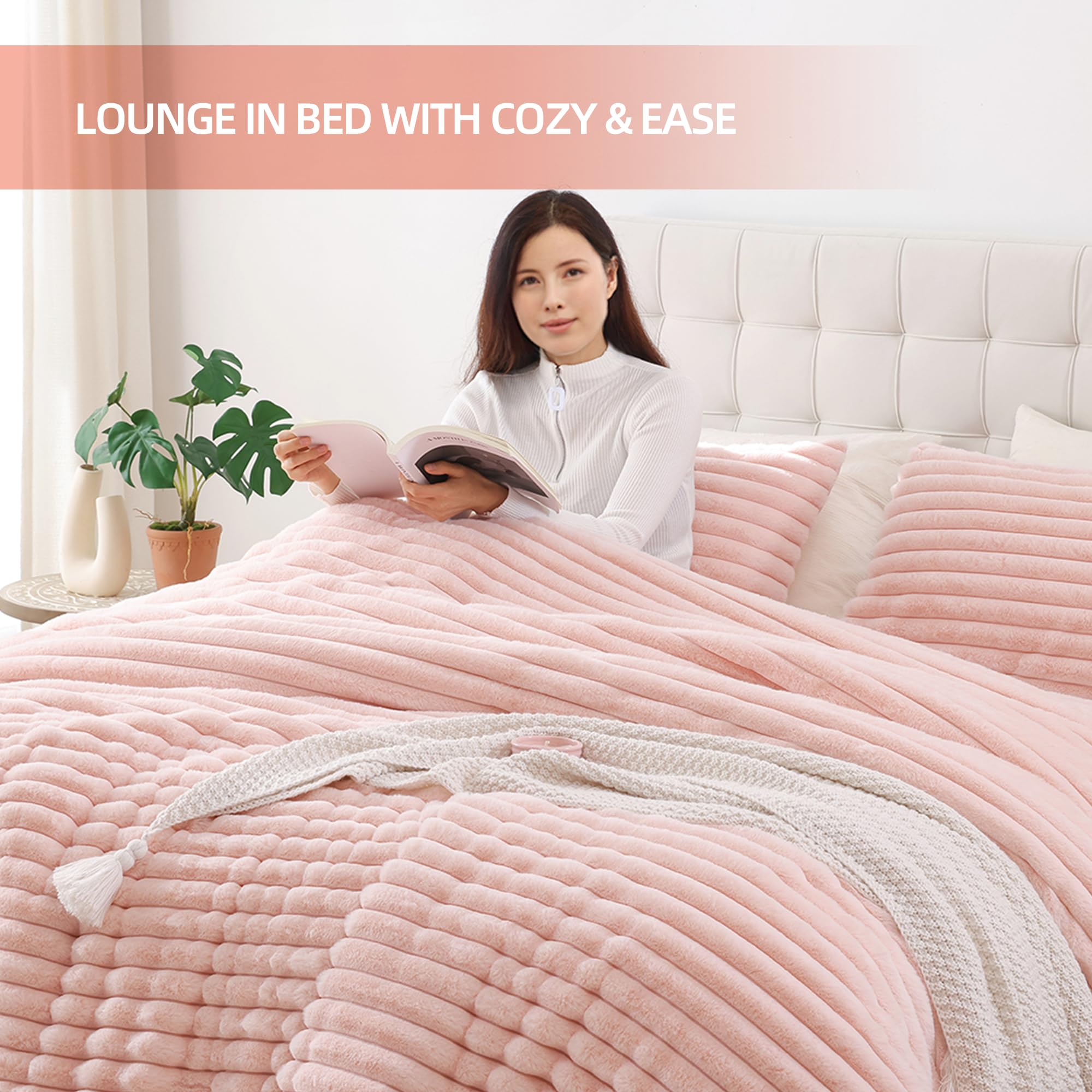 Smoofy comforter size comparison on bed frame demonstrating full coverage