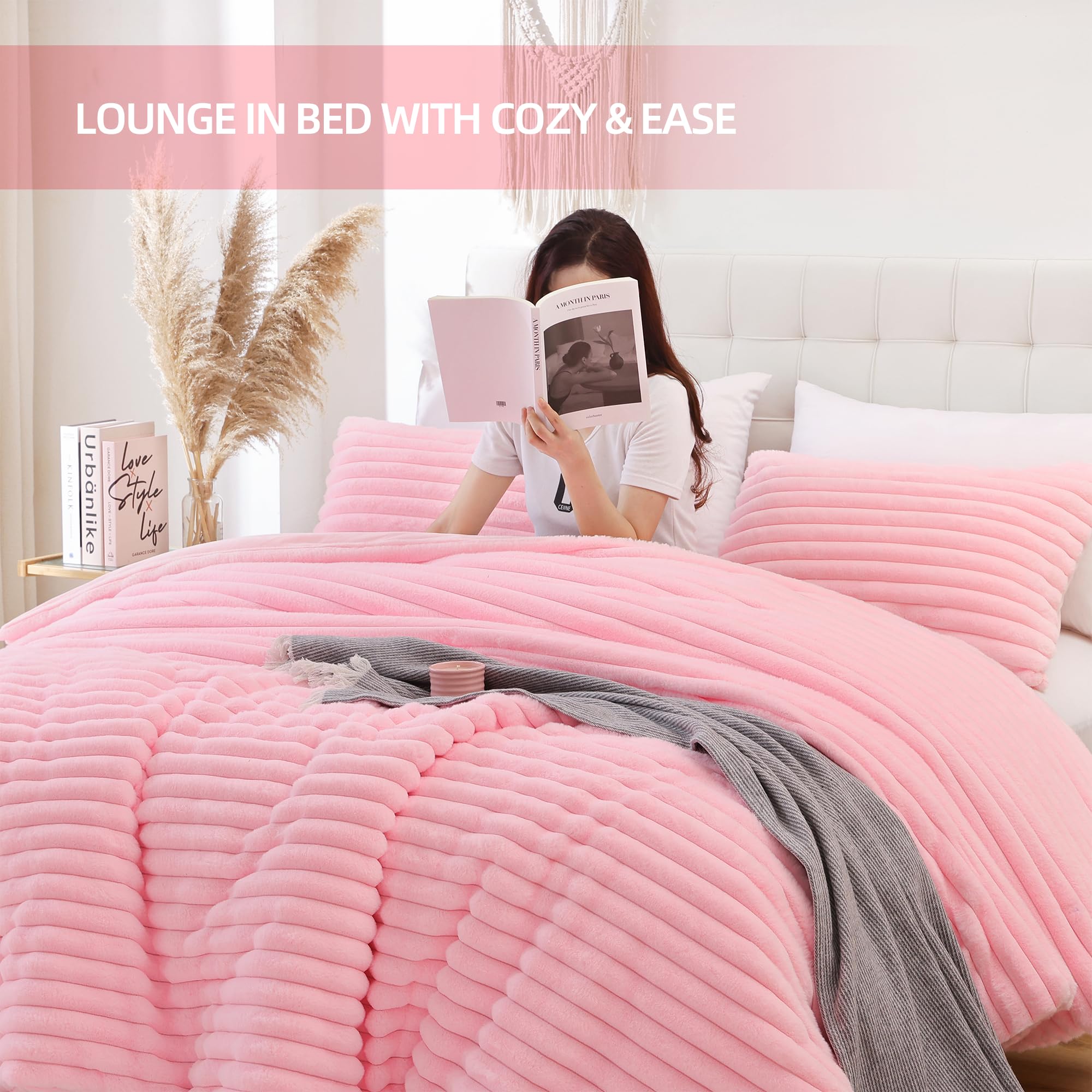 Smoofy size on queen bed illustrating generous 90x90 inch coverage