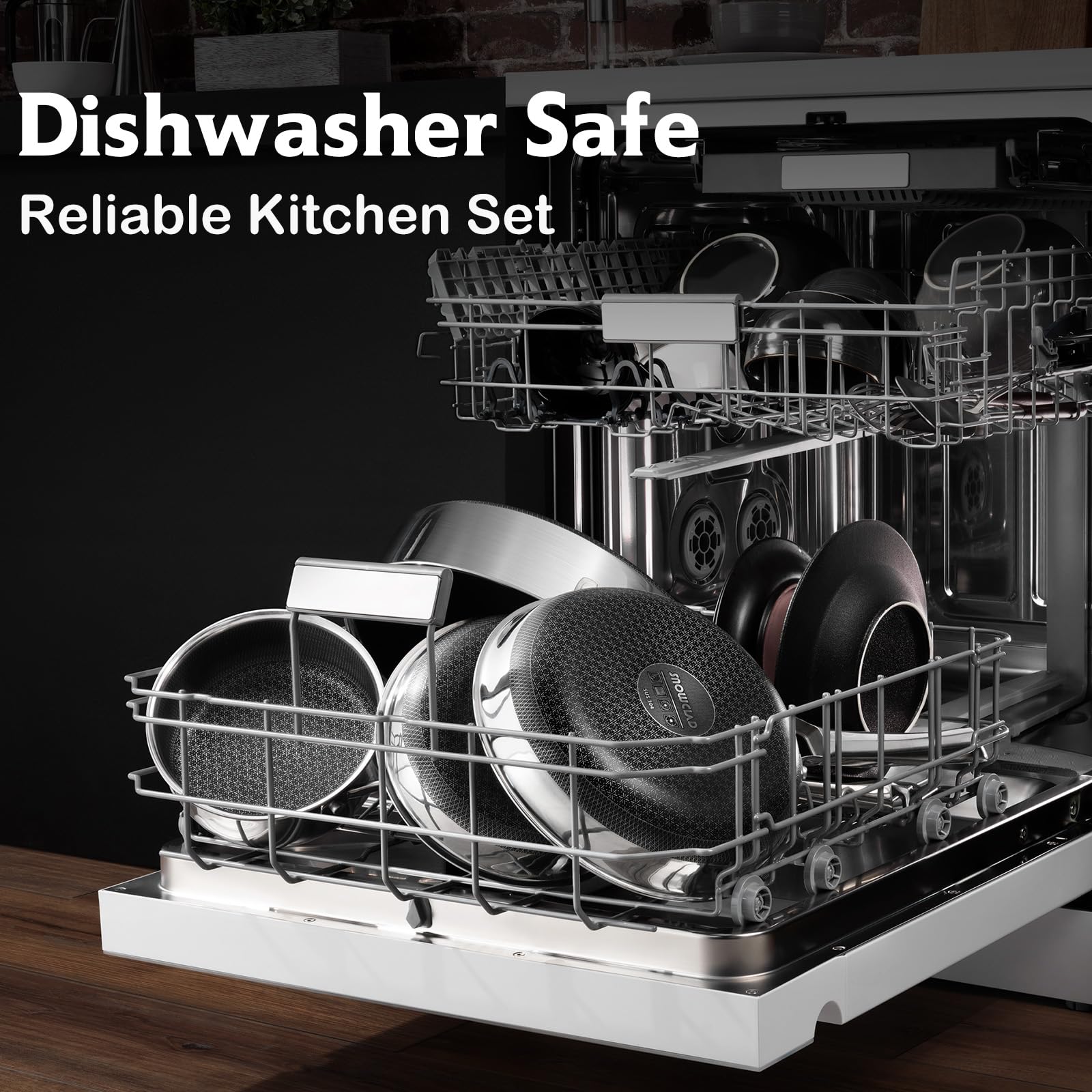 SNOWCLAD lid and riveted handle detail showing secure fit and oven readiness