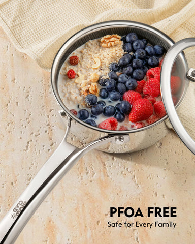 SNOWCLAD saucepan with lid showing tight fit and heat retention advantage