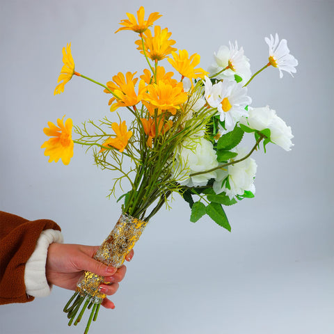 Snowkingdom runner used under centerpiece adding reflective warmth to table setting benefit