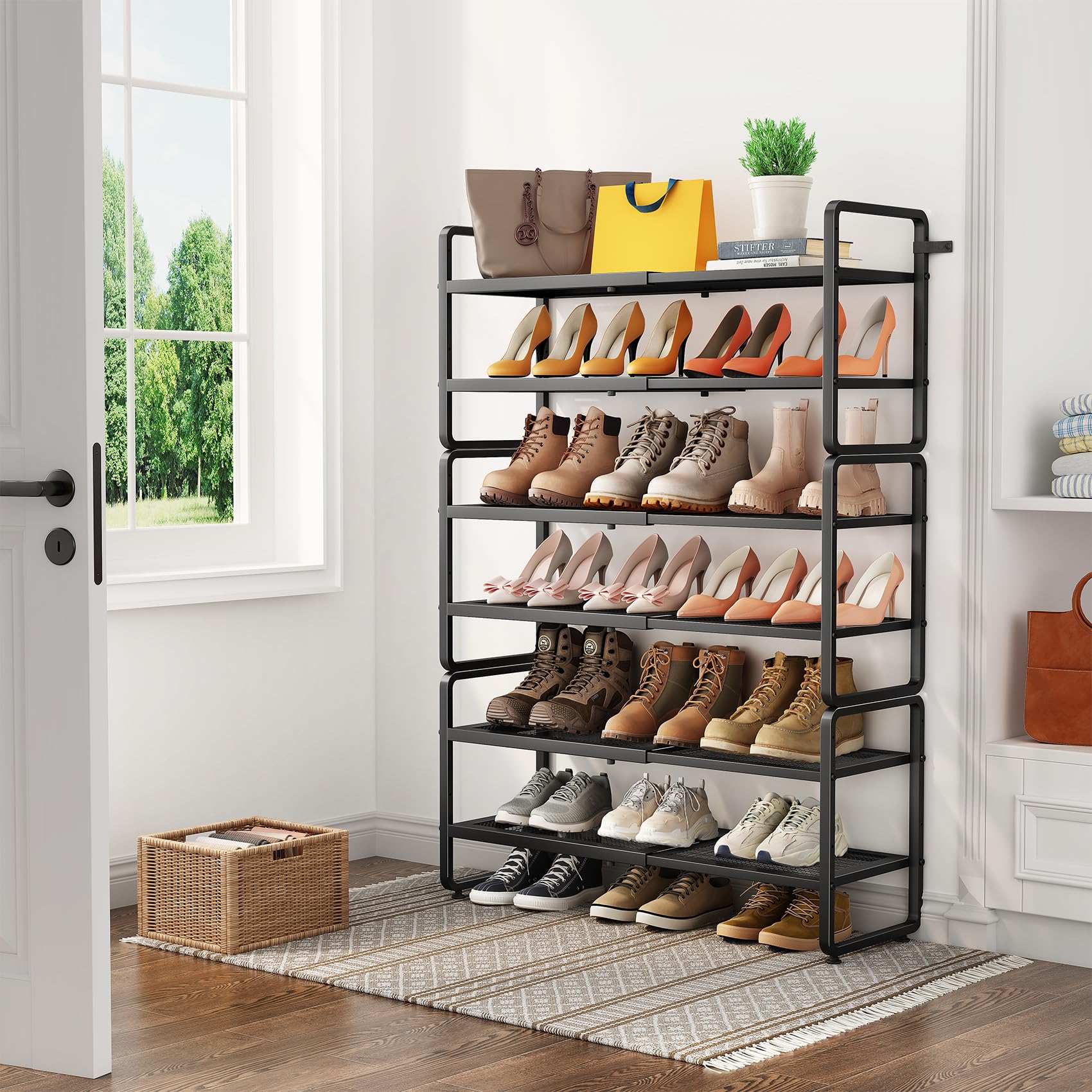 SNTD close-up of mesh shelf shows heel grip and secure storage benefit