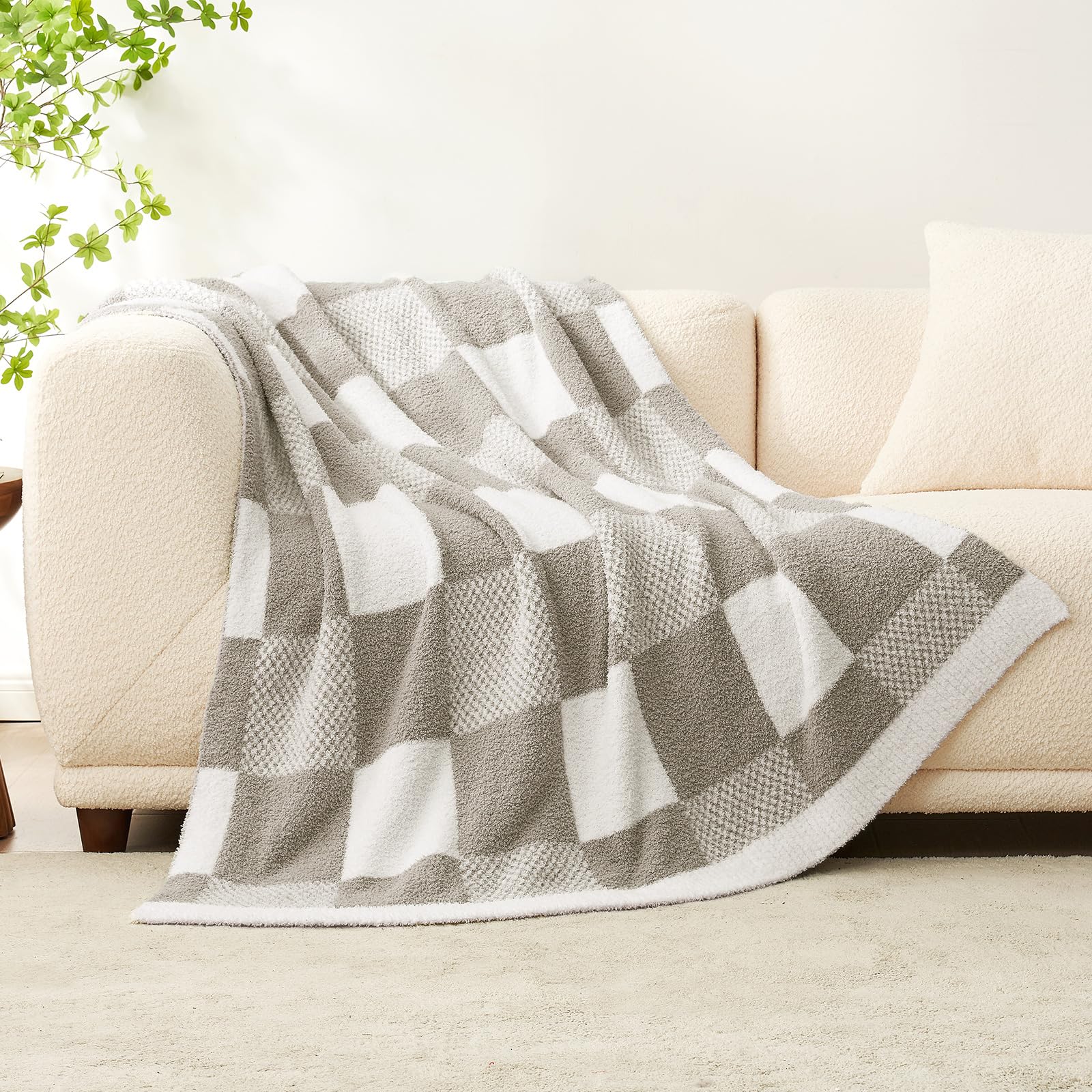 Snuggle Sac reversible pattern display showing two-sided styling versatility