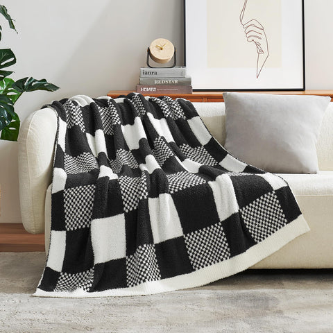 Snuggle Sac folded reversible pattern illustrating two-color stitching benefit