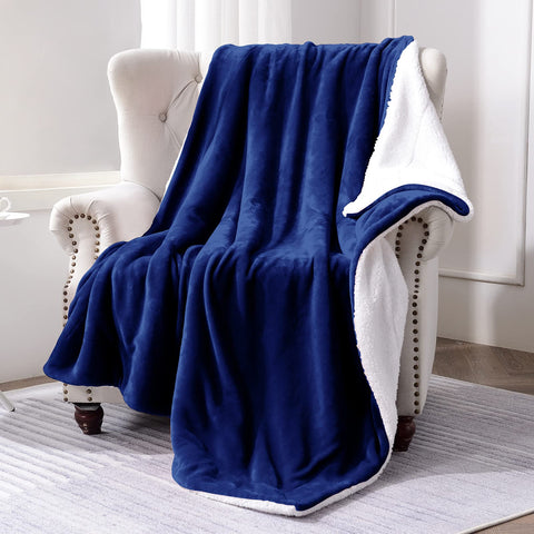 SOCHOW close-up sherpa texture highlighting plush warmth and insulation