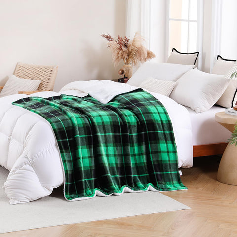 SOCHOW blanket label and hem detail showing durable edge finish
