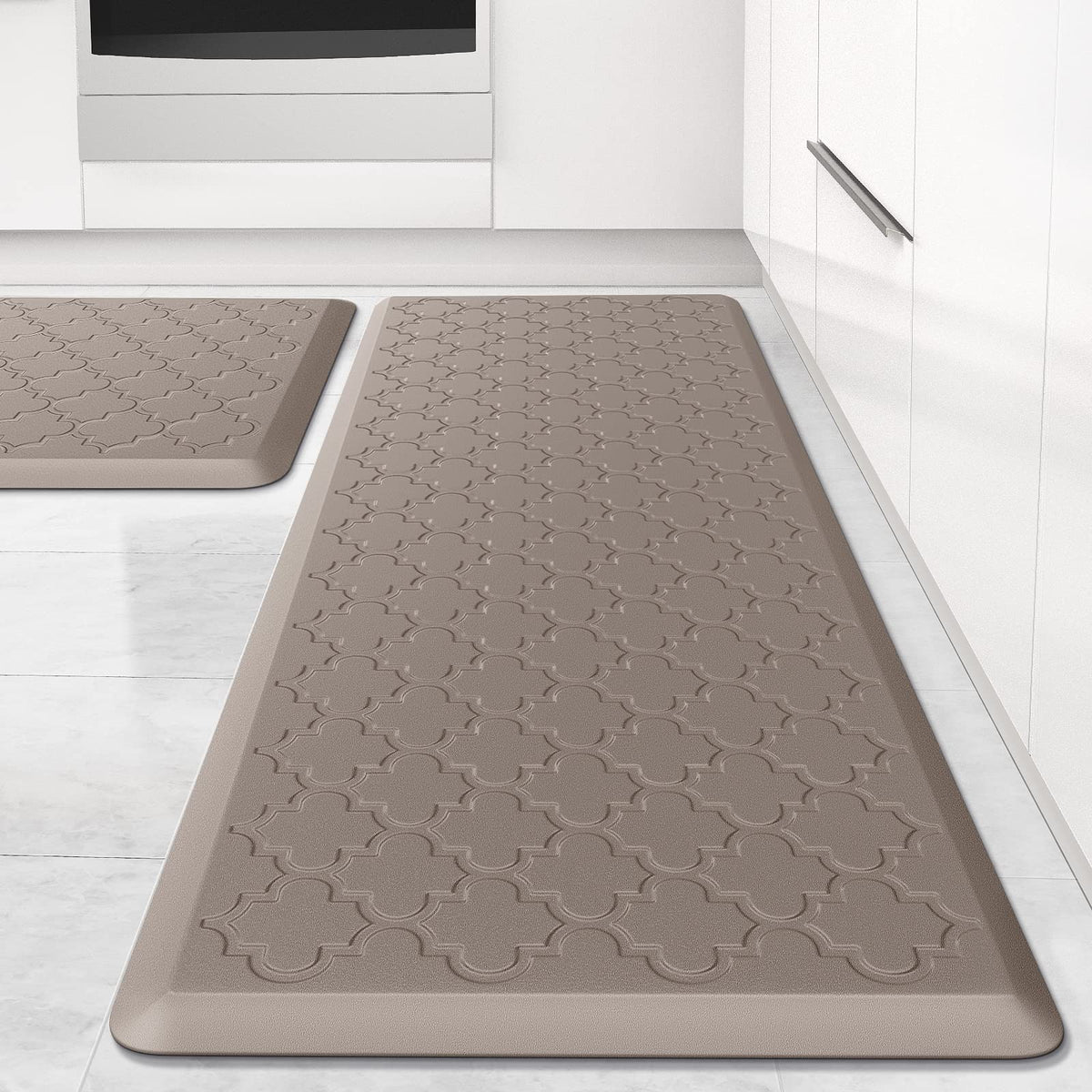SoftDuo front view showing 2-piece cushioned kitchen mats and durable finish