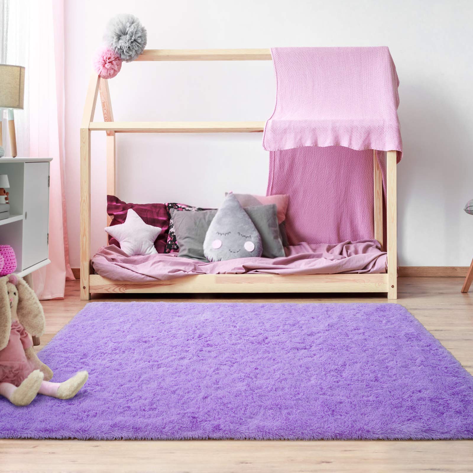 Softlife rug against decor showing light purple coordinating benefit