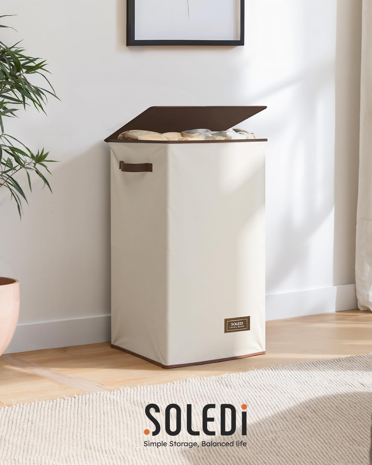SOLEDI inner mesh bag being carried for convenient transport