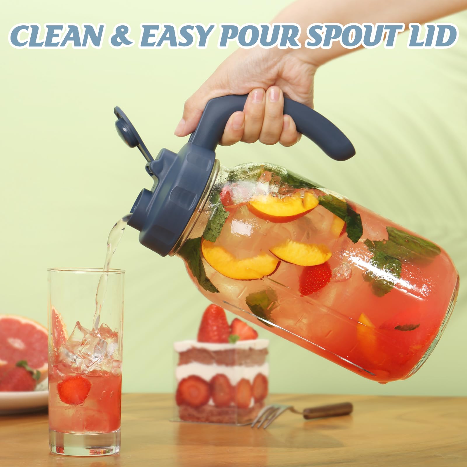 SOLIGT close-up of pour-spout lid and handle, showing leak-reducing design for easy pouring