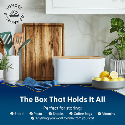 Sonder Los Angeles in-use image of slicing on lid for convenient countertop prep