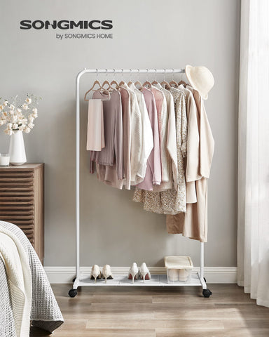 SONGMICS close-up of mesh shelf highlighting secure shoe and box storage