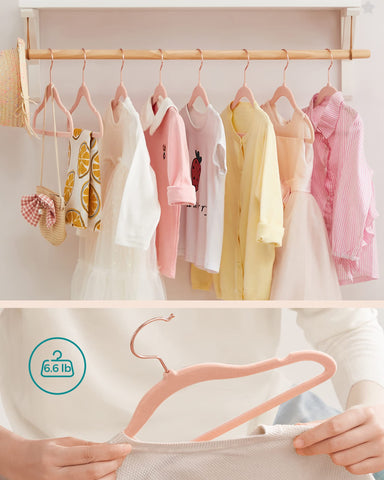 SONGMICS notched shoulder detail securing straps and small garments