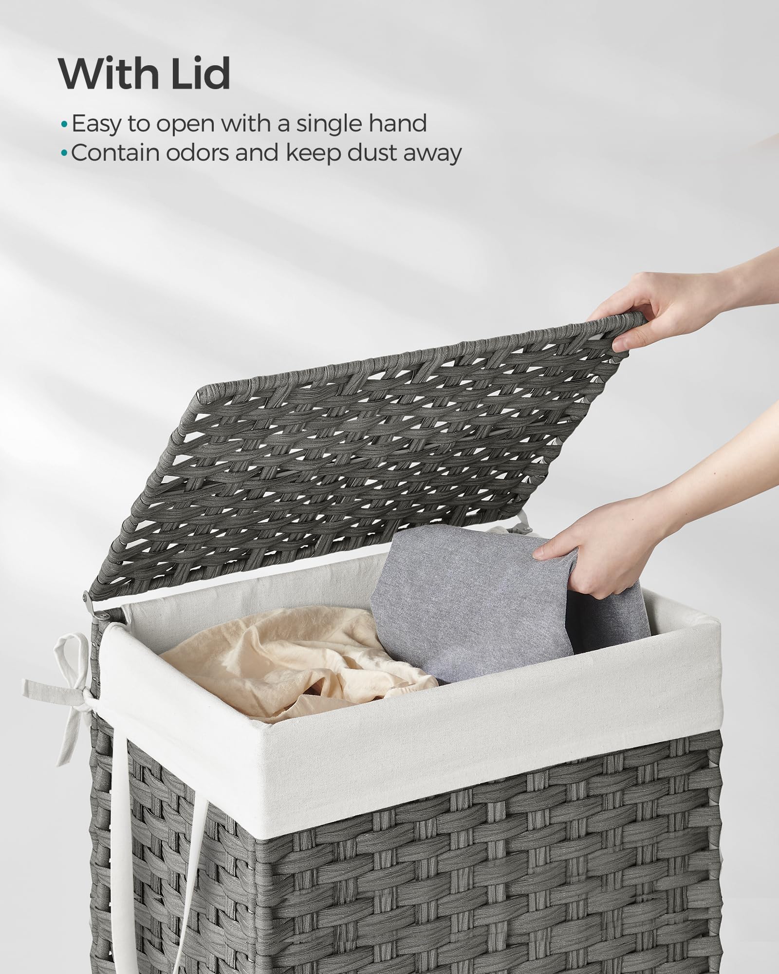 SONGMICS close-up of synthetic rattan texture for water resistance