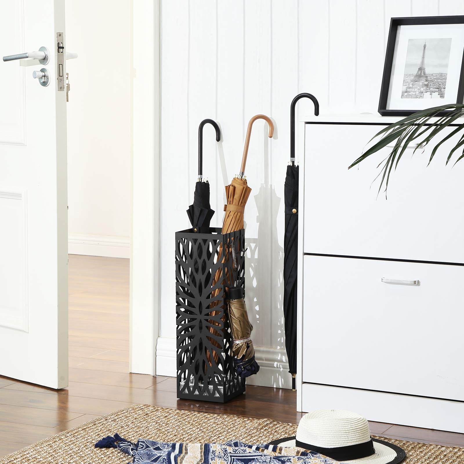 SONGMICS umbrella stand removable drip tray pulled out for easy cleaning