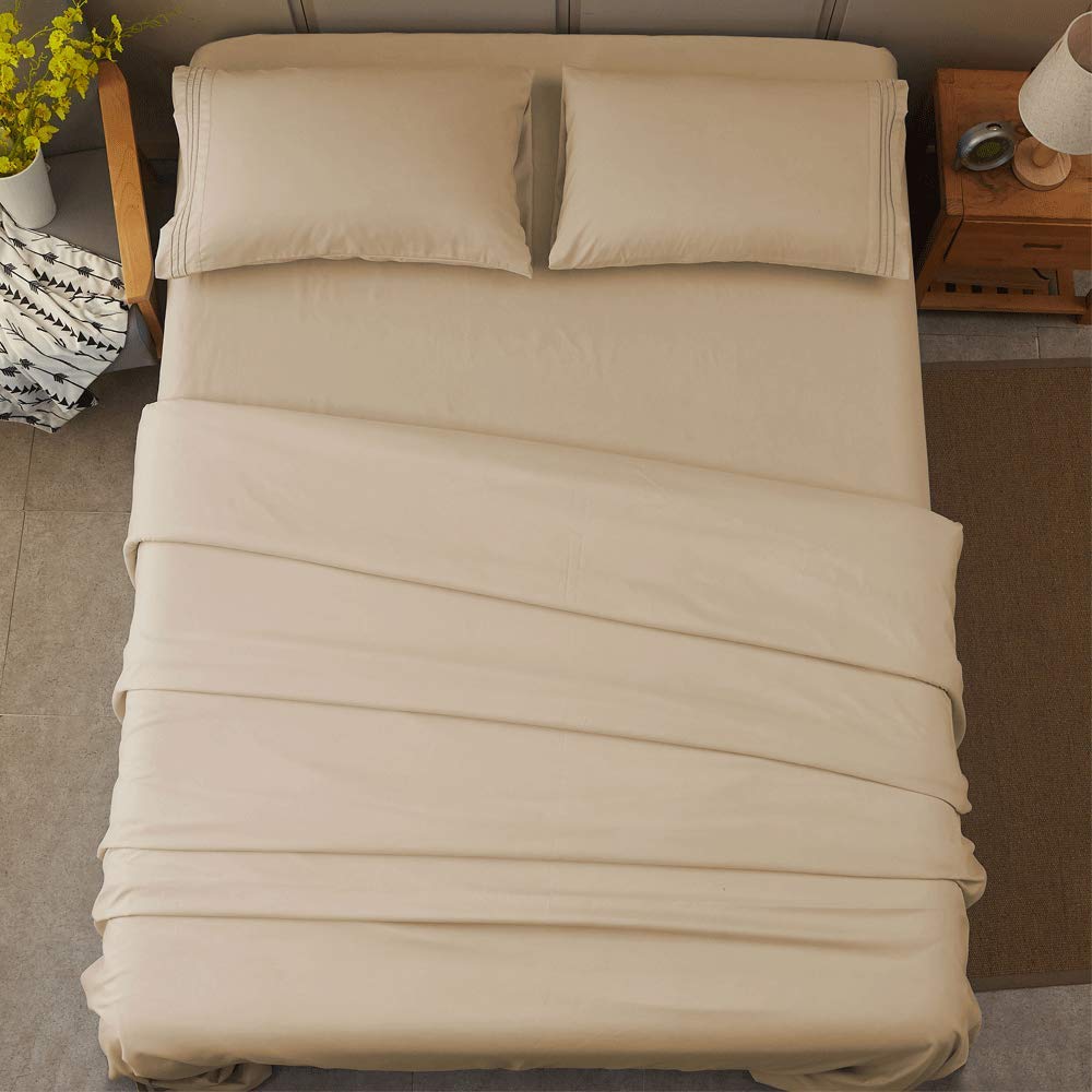 SONORO KATE folded sheets in closet showing compact storage convenience benefit