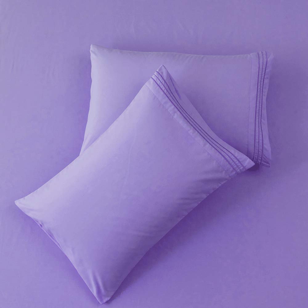 SONORO KATE pillowcases on pillows showing smooth pillow protection and matching style