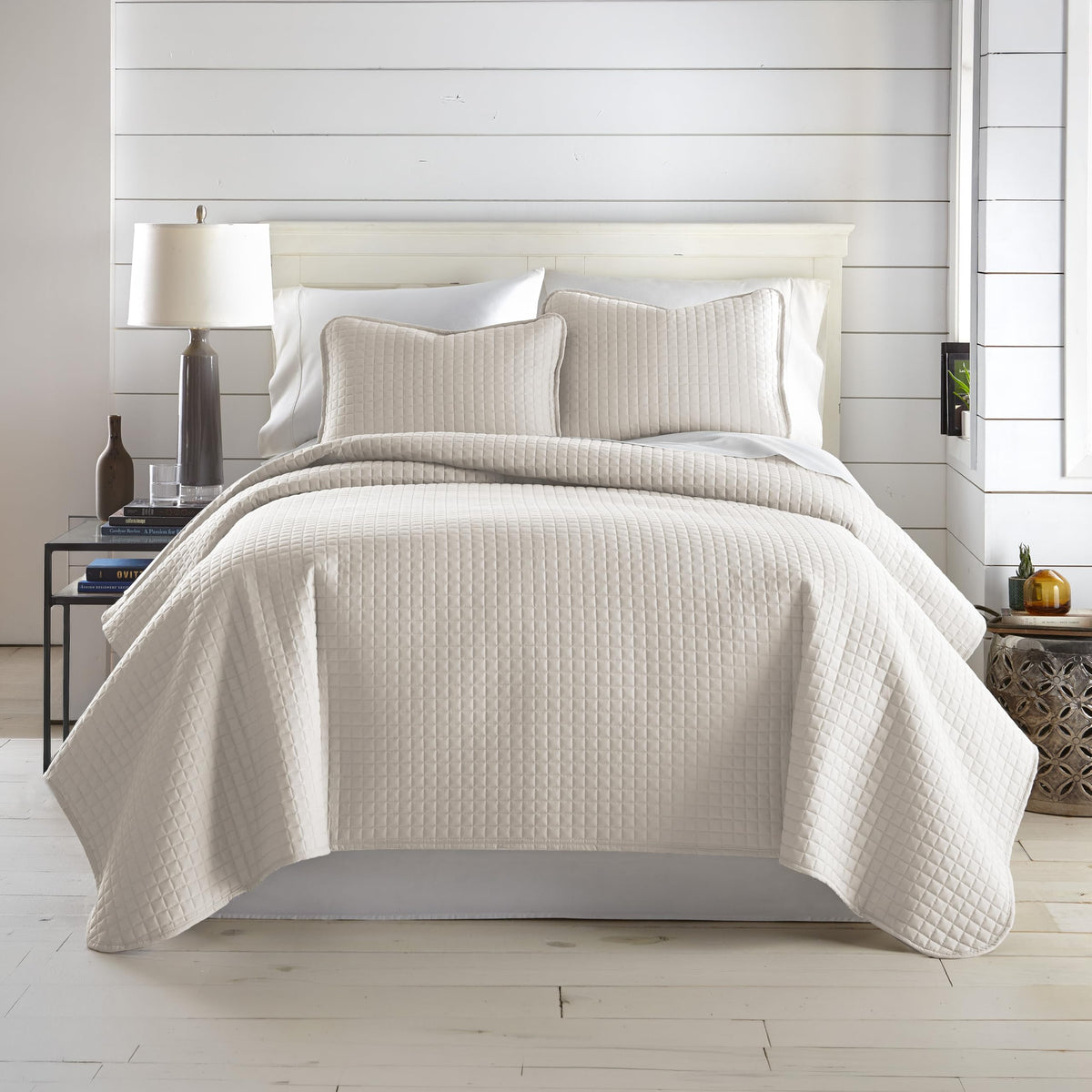Southshore Fine Living queen quilt front view showing clean tailored look