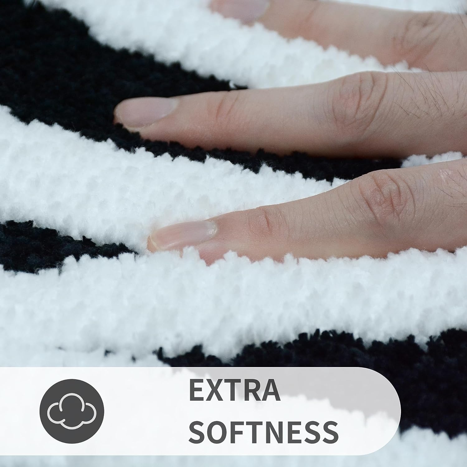 sovelor close-up microfiber pile showing plush texture and absorbency