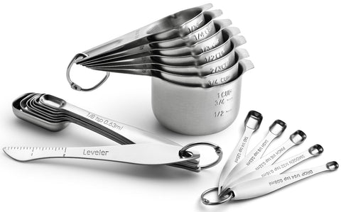 Spring Chef front view of full 20-piece set showing neat organization and durability
