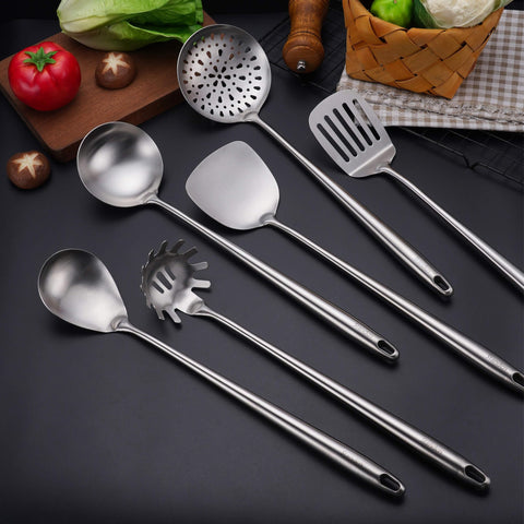Standcn brushed finish texture highlighting scratch resistance and style benefit