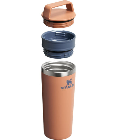 STANLEY Café-To-Go close-up of closed lid showing leakproof seal and reliability