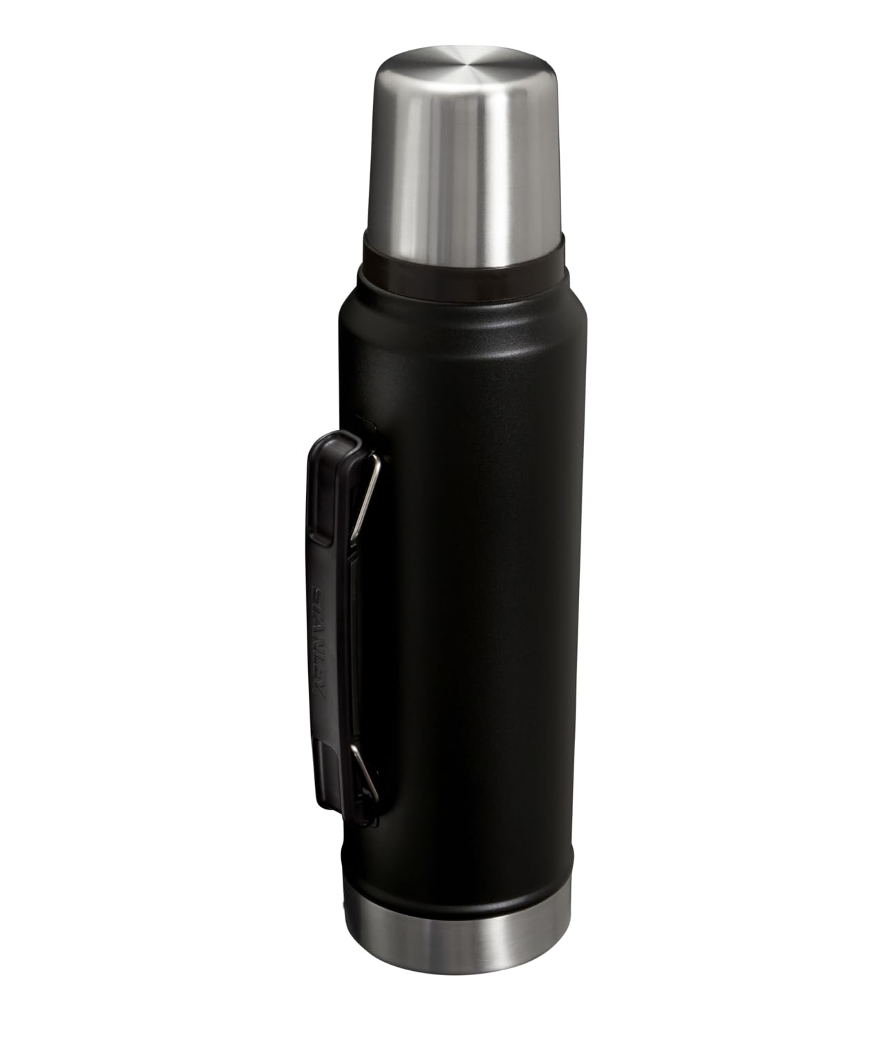 STANLEY wide mouth close-up showing easy ice filling and cleaning